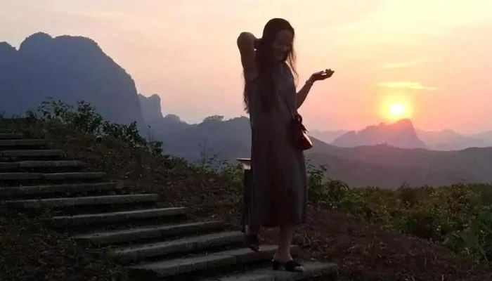 La Montana De Luong Son -  Moi Nhat - Hòa Bình
