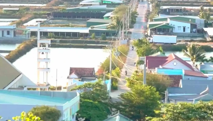 Lang Bich Hoa Hon Thien Cua Chu So Huu - Ninh Thuận
