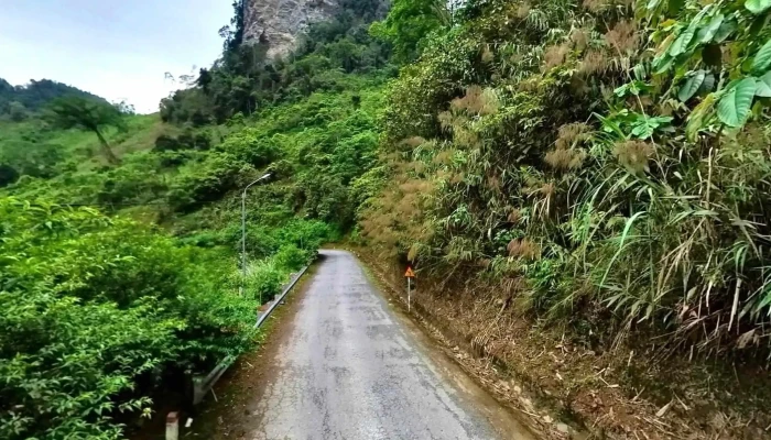 Lang Can Lam Binh Tuyen Quang Ngoai That - Tuyên Quang