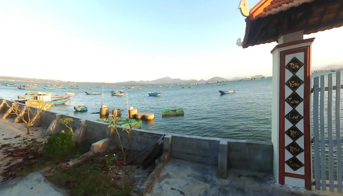 Lang Ong   Den Ba Cam Xuan Che Do Xem Pho Va 360deg - Khánh Hòa