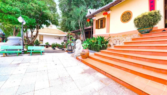 Lang Thoai Ngoc Hau Che Do Xem Pho Va 360deg - An Giang