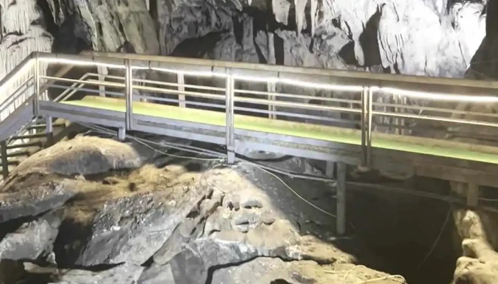 Lung Khuy Cavehang Lung Khuy Video - Hà Giang