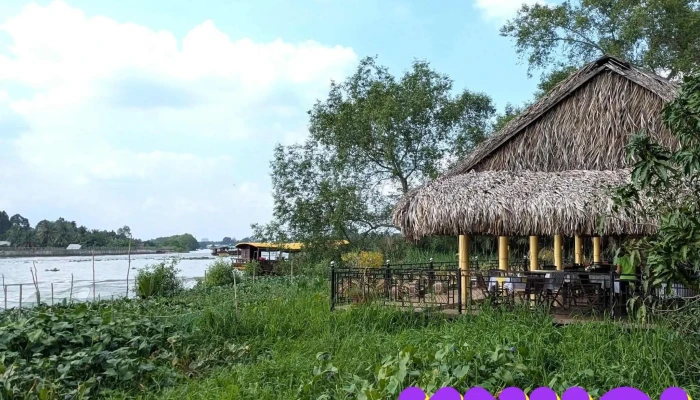 Mango Home Riverside -  Cua Khach Tro - Bến Tre