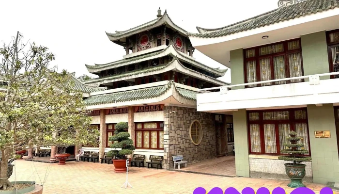 Mieu Ba Chua Xu Nui Sam Tat Ca - An Giang