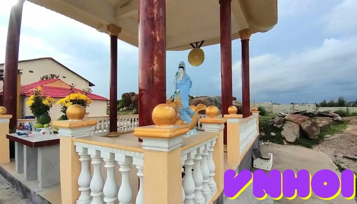 Mieu Ba Vang Ganh Mui Ne Video - Bình Thuận