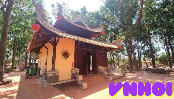 Mộ Thầy Thím - Bình Thuận
