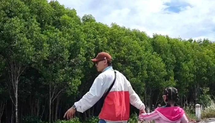 Nga 3 Song Ao Lam Vien   Dong Dinh Rung Sac Video - Hồ Chí Minh