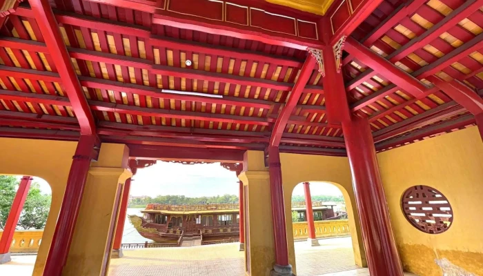 Nghenh Luong Dinh Che Do Xem Pho Va 360deg - Thành Phố Huế