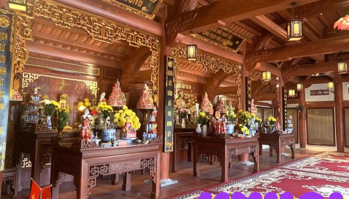 Nghia Trang Quoc Gia Vi Xuyen Khong Gian Ben Trong - Hà Giang