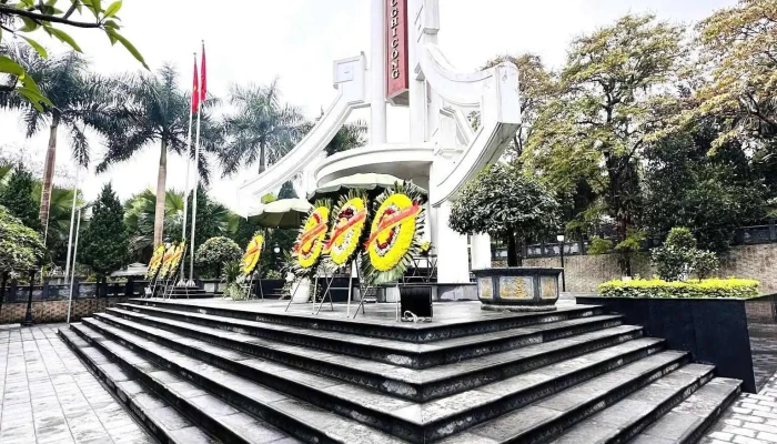 Nghia Trang Quoc Gia Vi Xuyen Tat Ca - Hà Giang