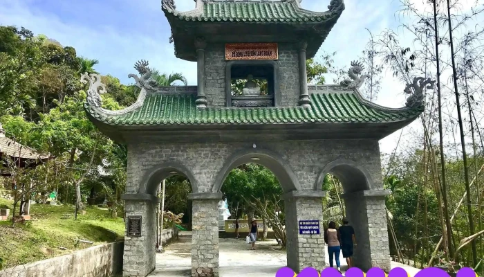 Nha Ga Cap Treo Nui Ta Cu Ngoai That - Bình Thuận