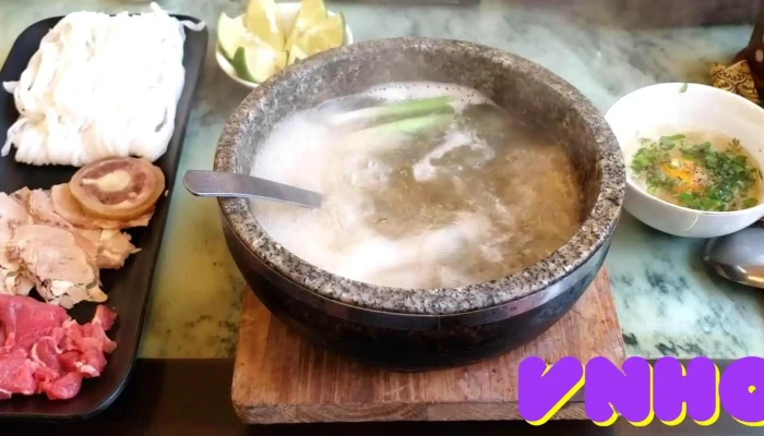 Nha Hang Sinh Thai Luu Gia Trang Video - Nam Định