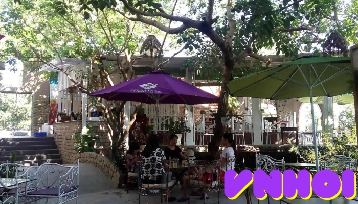 Nha Hang Ta Cu Bau Khong Khi - Bình Thuận