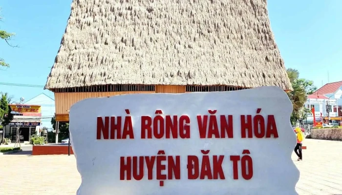 Nhà rông Đăk Tô - Đắk Tô