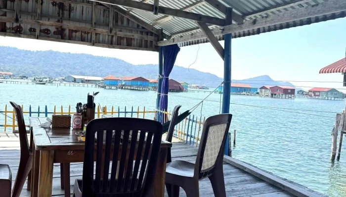 Nha Tren Bien   Joy Adventures   Restaurant Boat To Starfish Beach Tat Ca - Kiên Giang