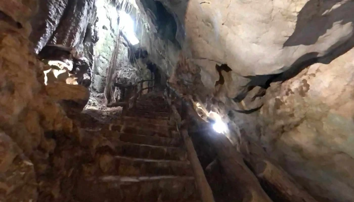 Nui Da Dung Che Do Xem Pho Va 360deg - Kiên Giang
