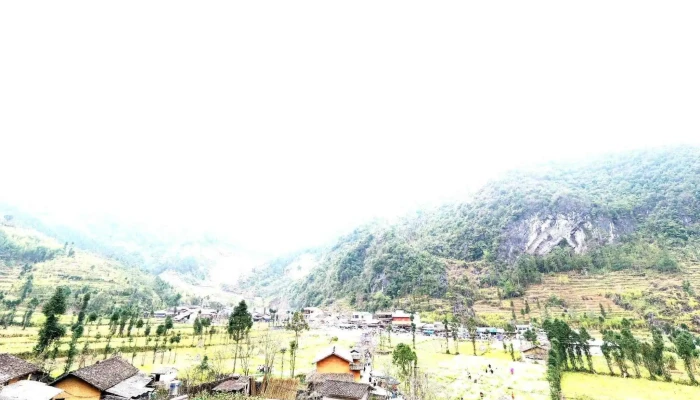 Phim Truong Chuyen Cua Pao Che Do Xem Pho Va 360deg - Hà Giang