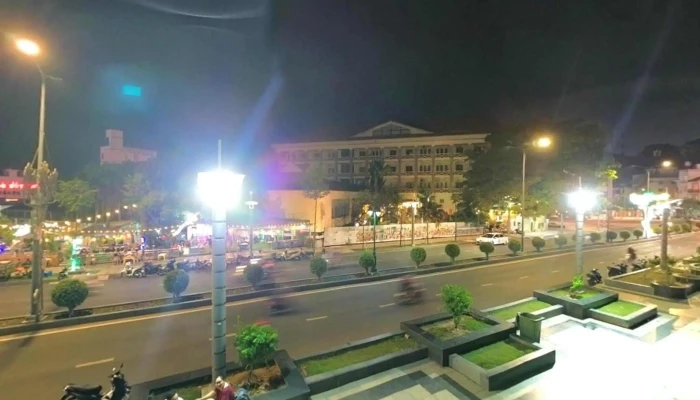 Pho Di Bo Bach Dang Che Do Xem Pho Va 360deg - Bình Dương