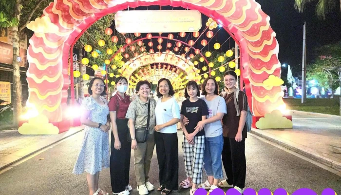 Pho Di Bo Tet Mau Than Tat Ca - Tiền Giang