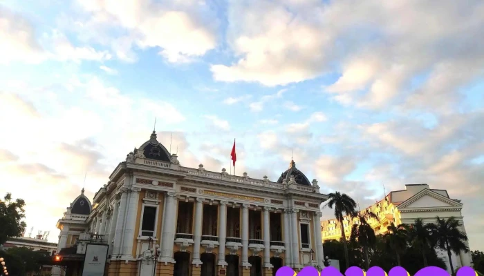 Quang Truong Cach Mang Thang Tam Tat Ca - Hà Nội
