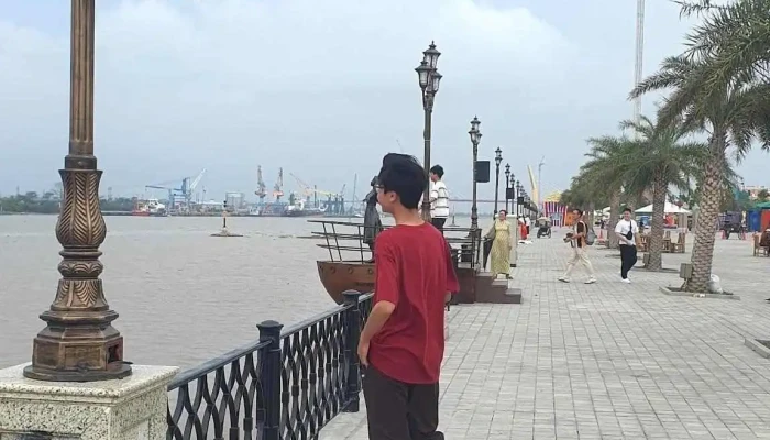 Quang Truong Chau Au Moi Nhat - Hải Phòng