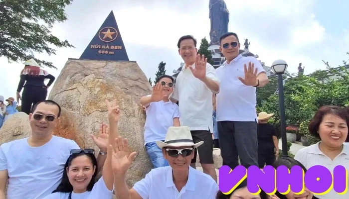 Quang Truong Dinh Nui Ba Den Video - Tây Ninh