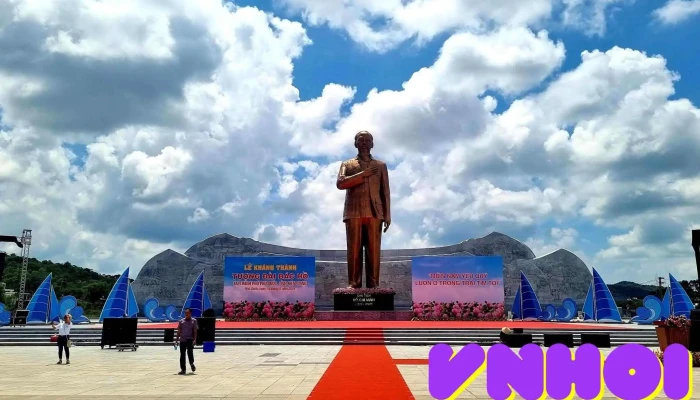 Quang Truong Ho Chi Minh Cua Chu So Huu - Kiên Giang