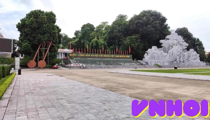 Quang Truong Nguyen Tat Thanh Video - Tuyên Quang