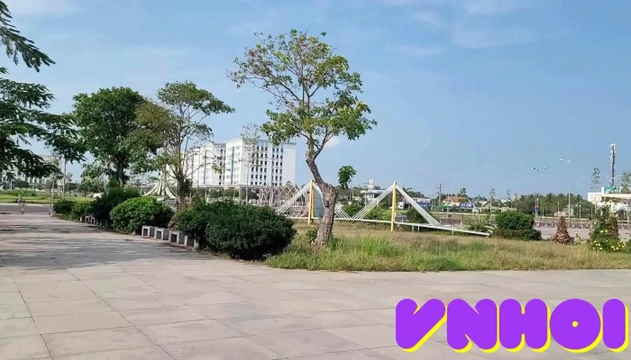 Quang Truong Trung Tam Tinh Tien Giang Quang Truong Hung Vuong Cong Vien - Tiền Giang
