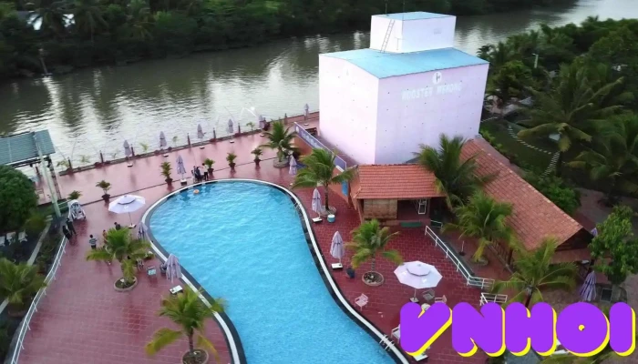Rooster Mekong Resort -  Video - Bến Tre