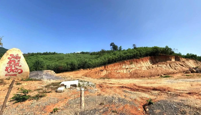 Suoi Da Ban Che Do Xem Pho Va 360deg - Khánh Hòa