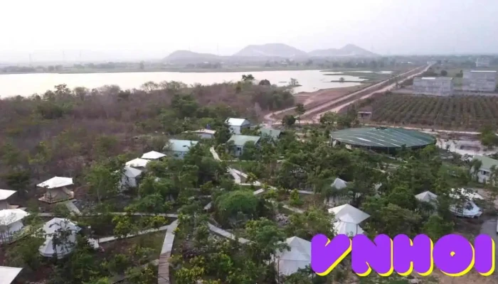 Suoi Da F Glamping Cua Khach Tro - Bình Thuận