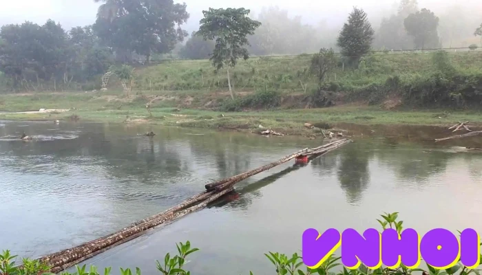 Suoi Da Hon Giao Video - Khánh Hòa