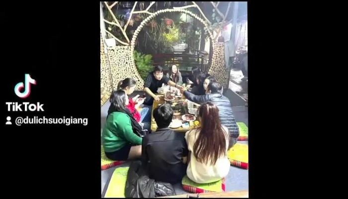 Suoi Giang   Homestay Chu Lau Video - Yên Bái
