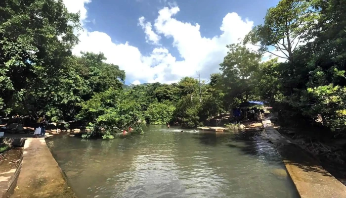 Suoi Lo O Che Do Xem Pho Va 360deg - Ninh Thuận