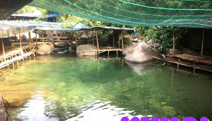 Suoi Thac Do   Hoi Dua Tat Ca - Thành Phố Huế