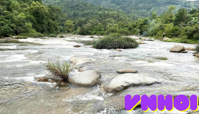 Suối Đá Giăng - Khánh Hòa