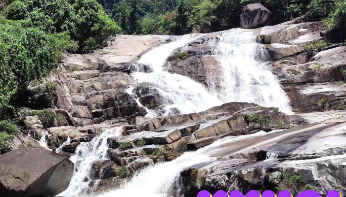 Thac Bau   Suoi Mau Tat Ca - Khánh Hòa