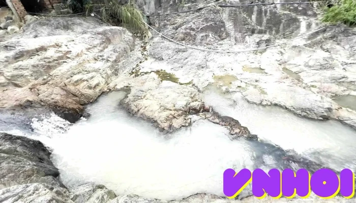 Thac Binh An Waterfall Video - Khánh Hòa