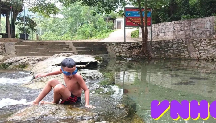 Thac Liep Khe Nuoc Moc - Nghệ An