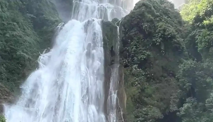 Thac Nam Me Video - Tuyên Quang