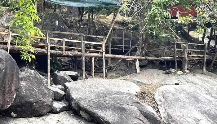 Thác Trượt Trà Bói - Xã Trà Giang - Trà Bồng