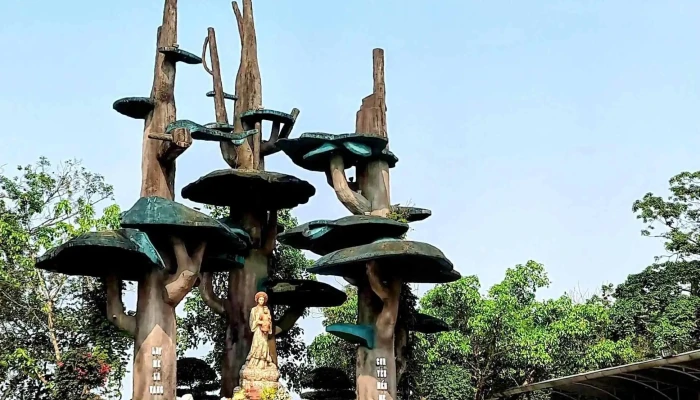 Thánh Địa Đức Mẹ La Vang Trung Tâm Hành Hương Toàn Quốc - Hải Lăng