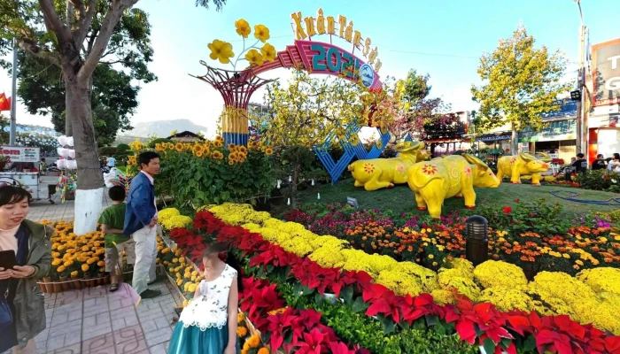 Tp Cam Ranh Che Do Xem Pho Va 360deg - Khánh Hòa