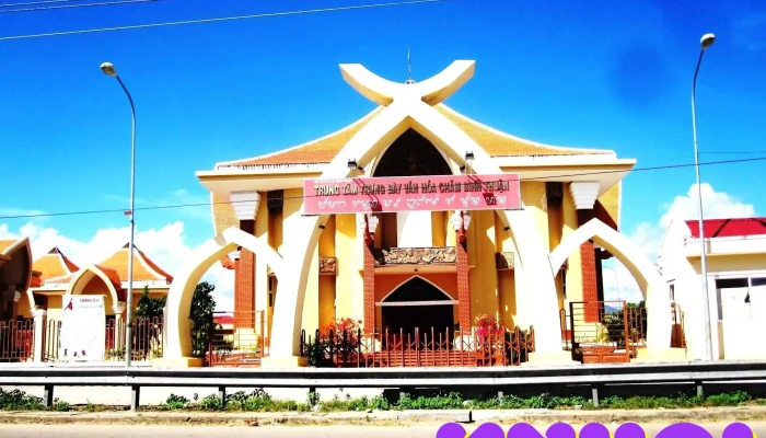 Trung Tam Trung Bay Van Hoa Cham   Binh Thuan Tat Ca - Bình Thuận