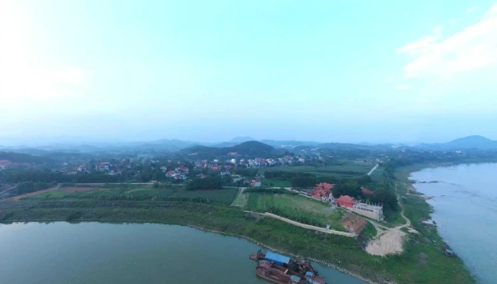 Tuong Dai Chien Thang Song Lo Che Do Xem Pho Va 360deg - Phú Thọ