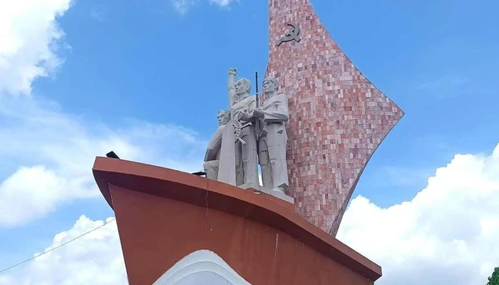 Tuong Dai Khoi Nghia Hon Khoai Tat Ca - Cà Mau