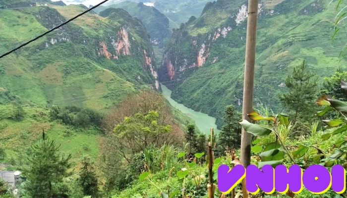 Vach Da Trang White Cliff Nui - Hà Giang