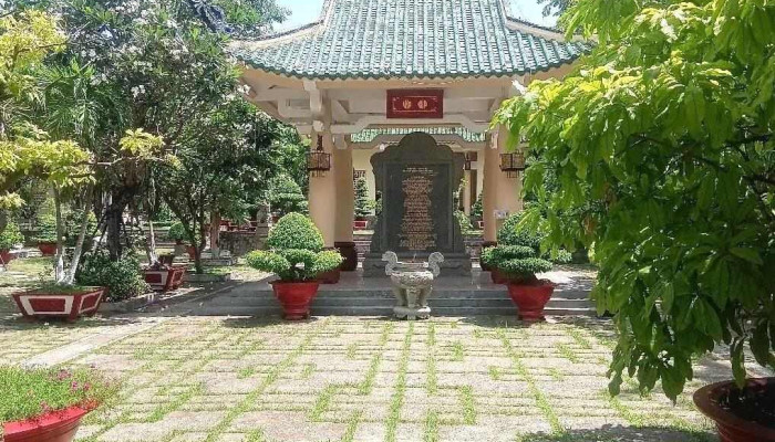 Van Mieu Tran Bien Moi Nhat - Đồng Nai
