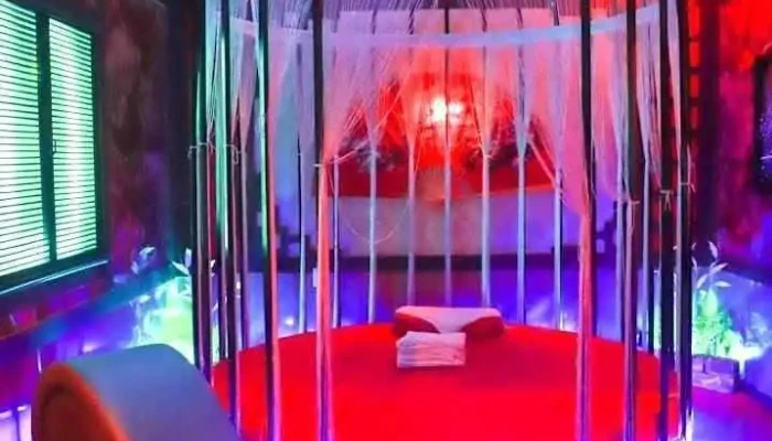 Vip Massage Hoàng Cung - Phú Quốc (마사지) - Kiên Giang